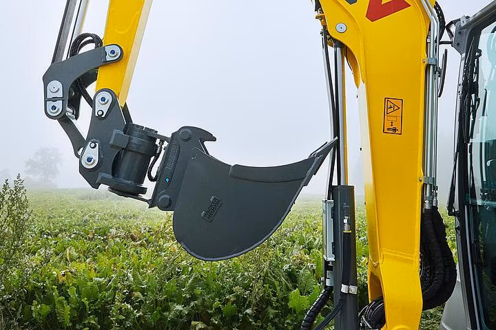 2026 Wacker Neuson ET42 - Image 2